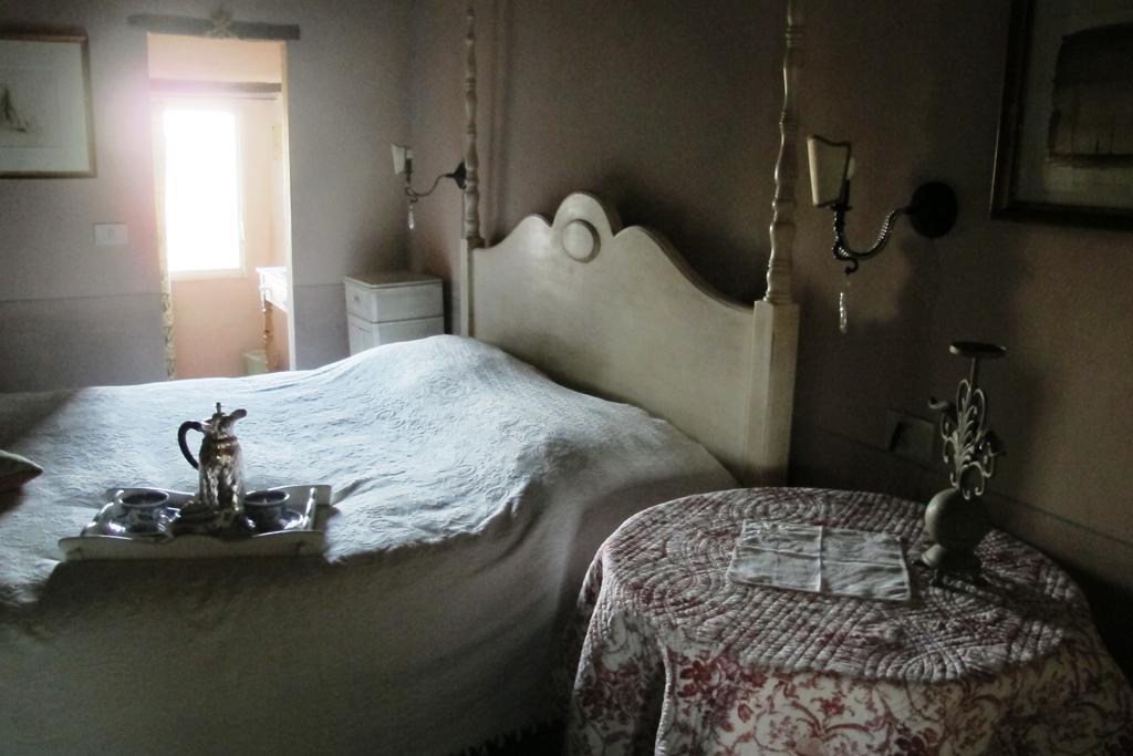 B&B La Locanda Di Cavoleto Piandimeleto Номер фото